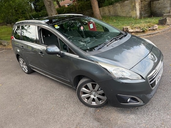 Used Peugeot 5008 2014 for sale - 79412641: Photo
