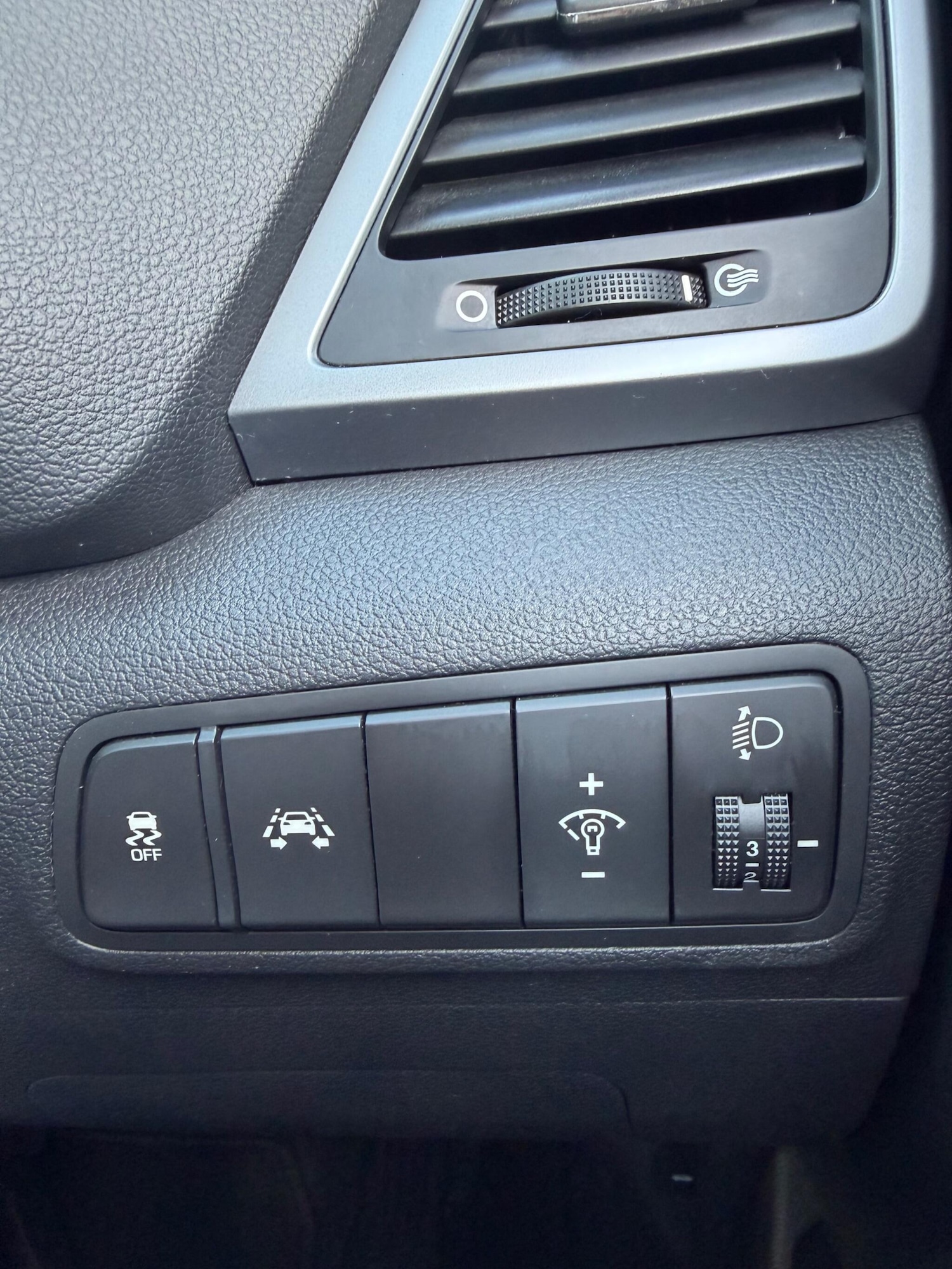 Used Hyundai TUCSON 2015 for sale - 78204565: Photo 43