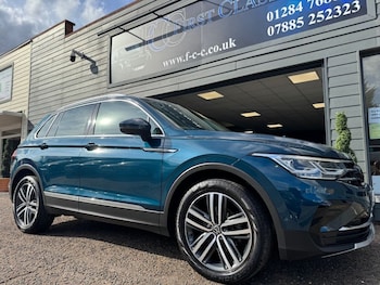Volkswagen - Tiguan