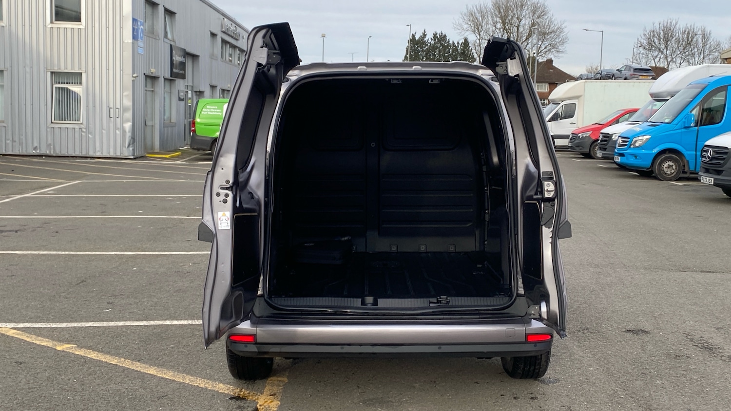 Used Mercedes-Benz Citan 2025 for sale - 77104502: Photo 3