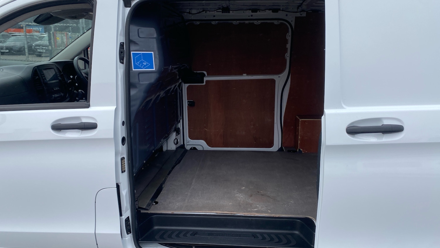 Used Mercedes-Benz Vito 2022 for sale - 76183122: Photo 5