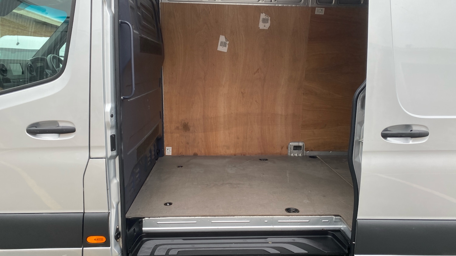 Used Mercedes-Benz Sprinter 2023 for sale - 76035895: Photo 5