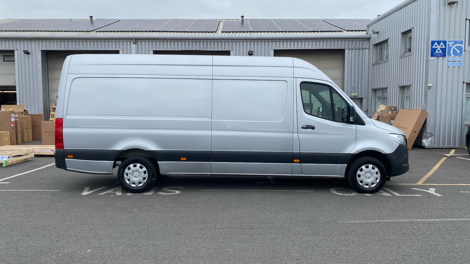 Used Mercedes-Benz Sprinter 2023 for sale - 76035895: Photo 9