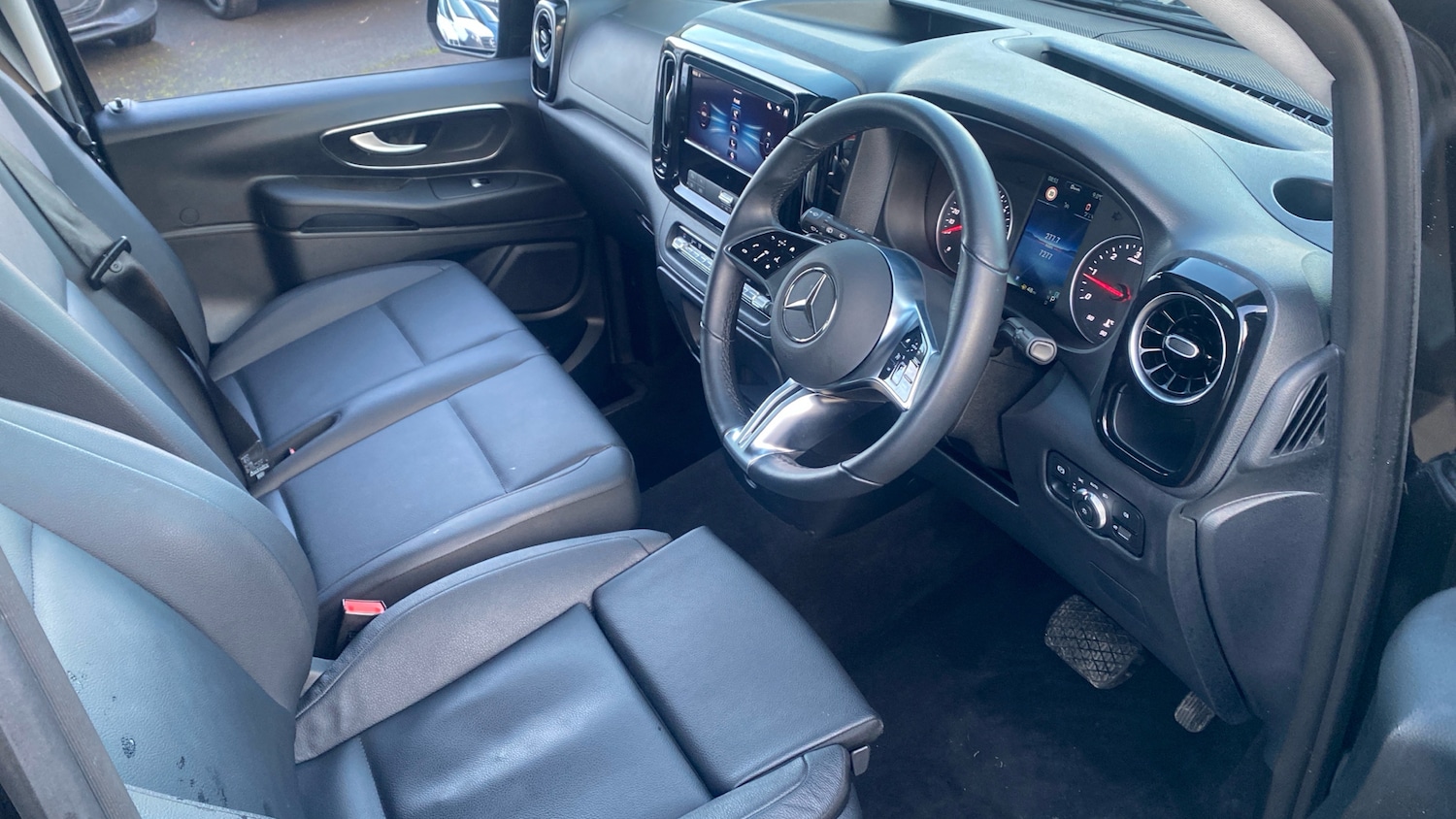 Used Mercedes-Benz Vito 2025 for sale - 77297060: Photo 5