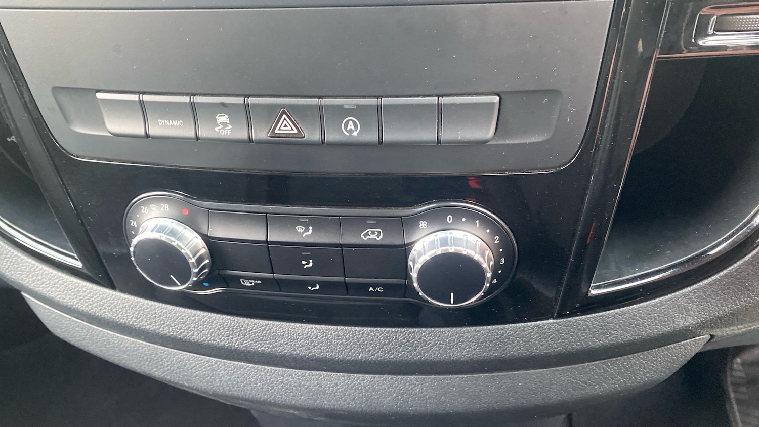 Used Mercedes-Benz Vito 2023 for sale - 77544596: Photo 29