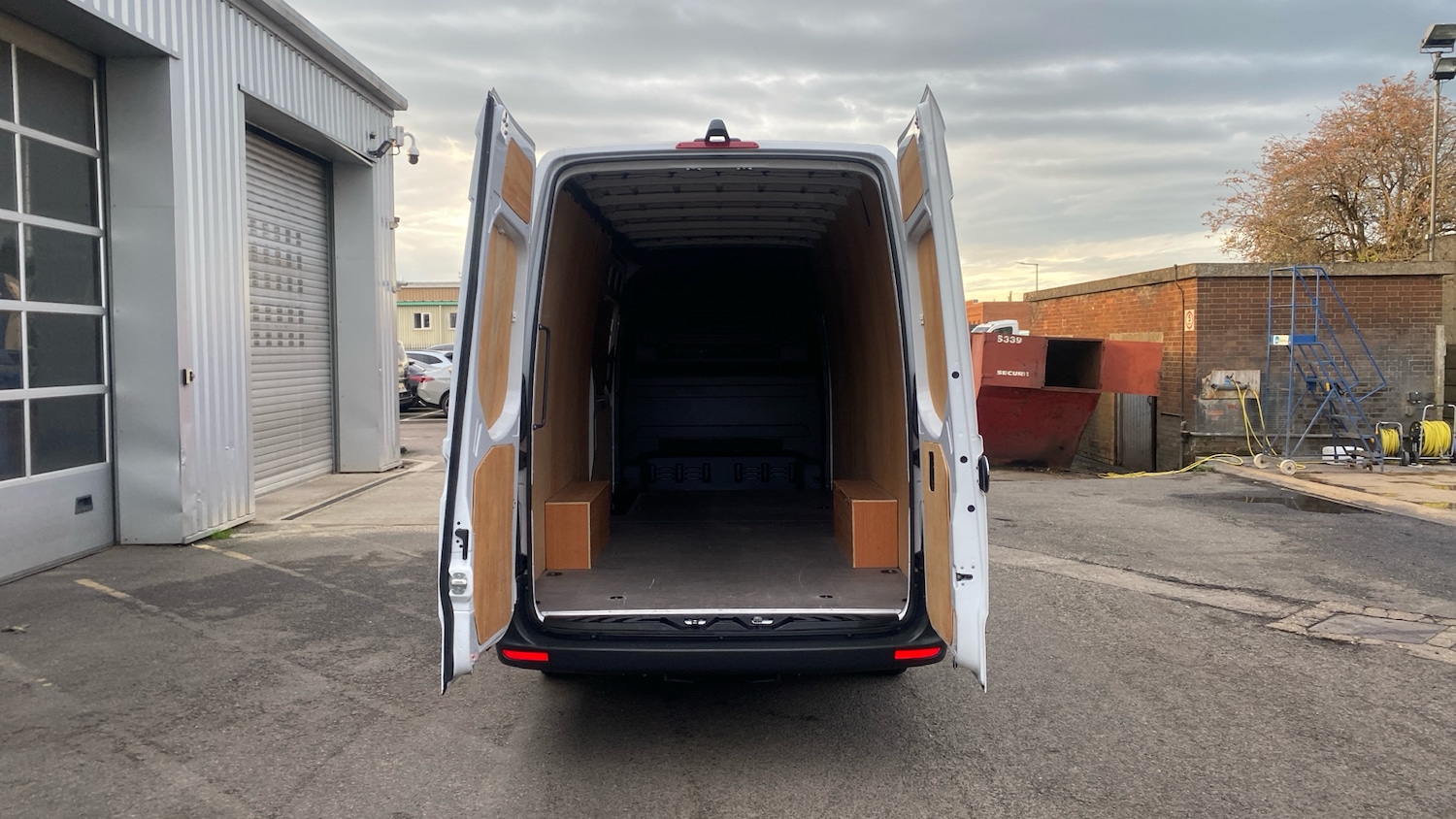 Used Mercedes-Benz Sprinter 2024 for sale - 76494410: Photo 3