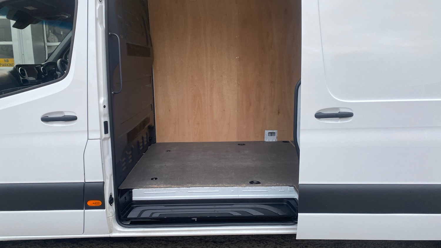 Used Mercedes-Benz Sprinter 2024 for sale - 76494410: Photo 5