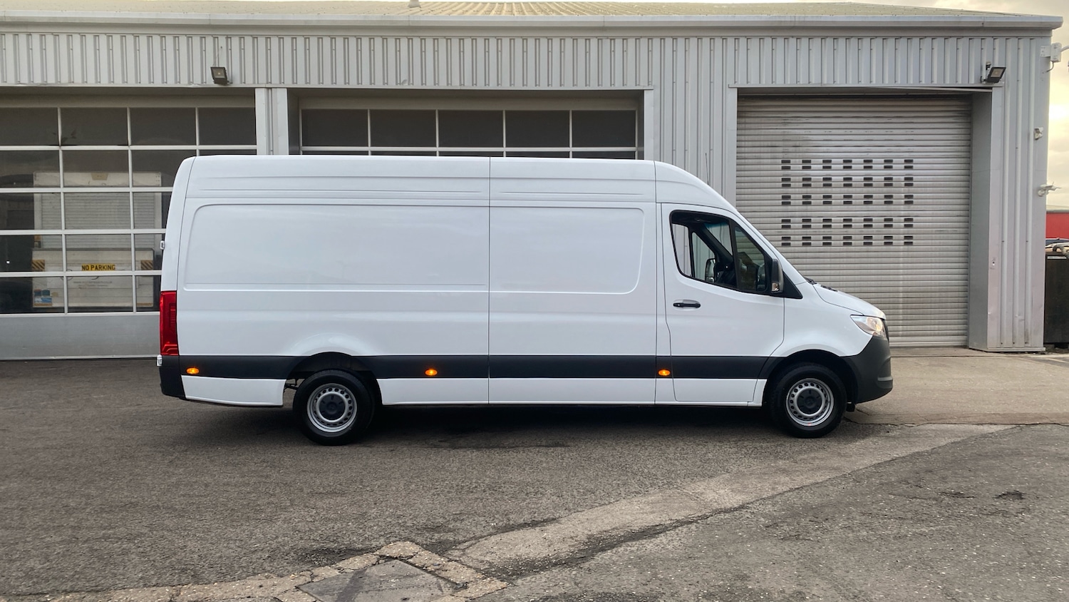 Used Mercedes-Benz Sprinter 2024 for sale - 76494410: Photo 9