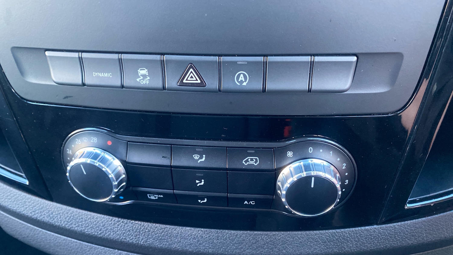 Used Mercedes-Benz Vito 2023 for sale - 77137481: Photo 23