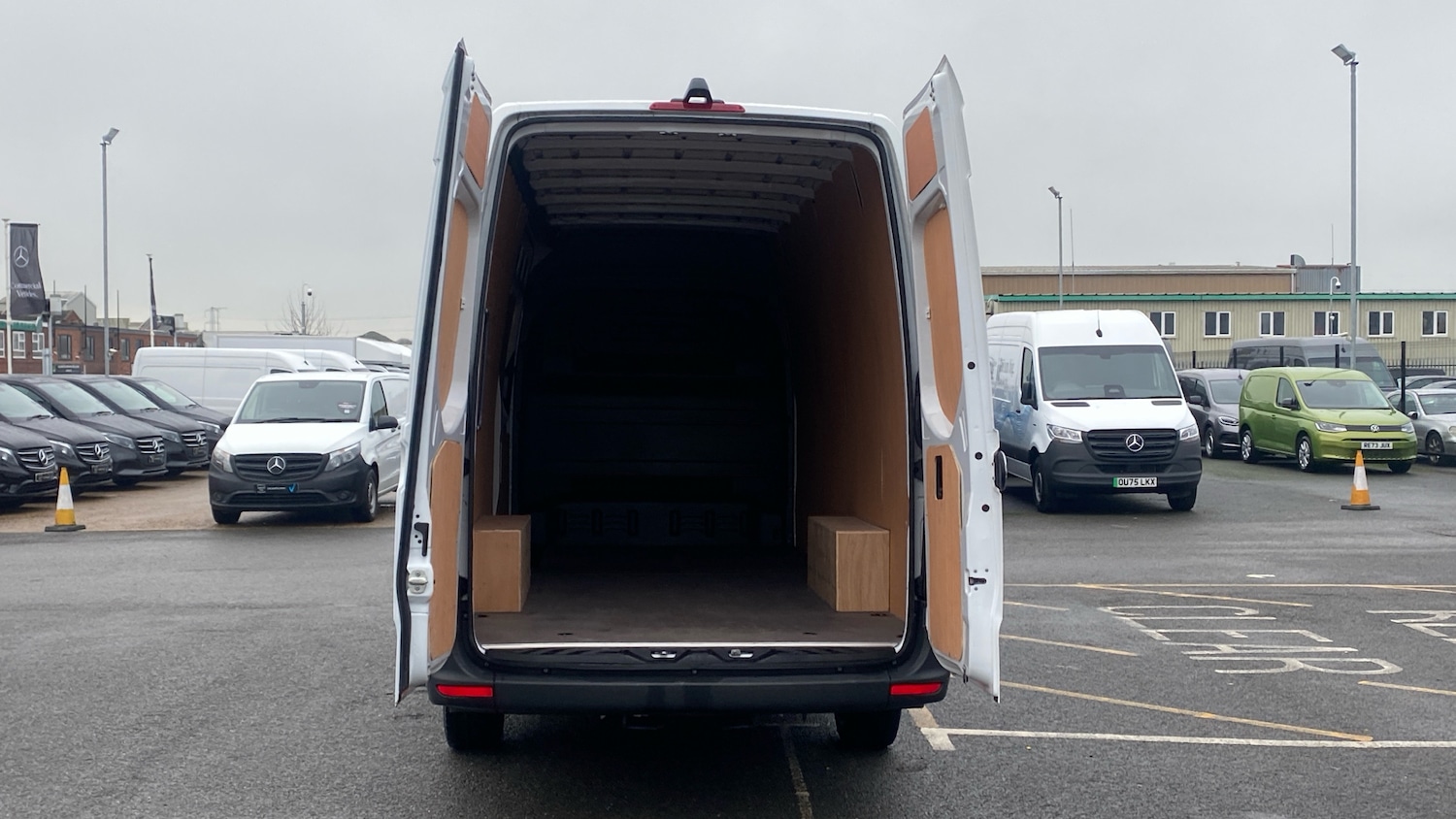 Used Mercedes-Benz Sprinter 2024 for sale - 77351126: Photo 12