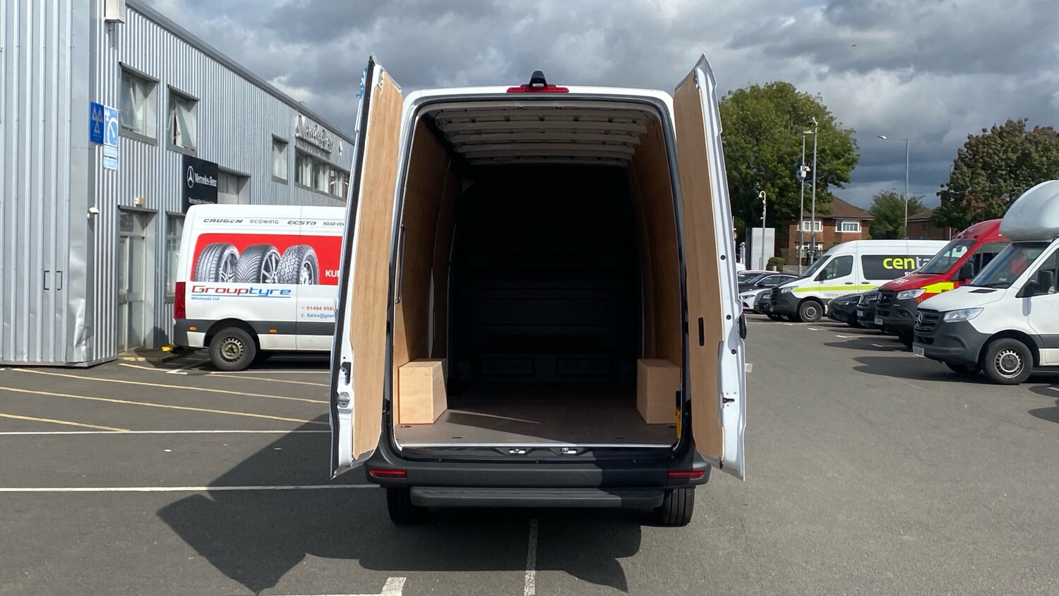 Used Mercedes-Benz Sprinter 2025 for sale - 76508042: Photo 10