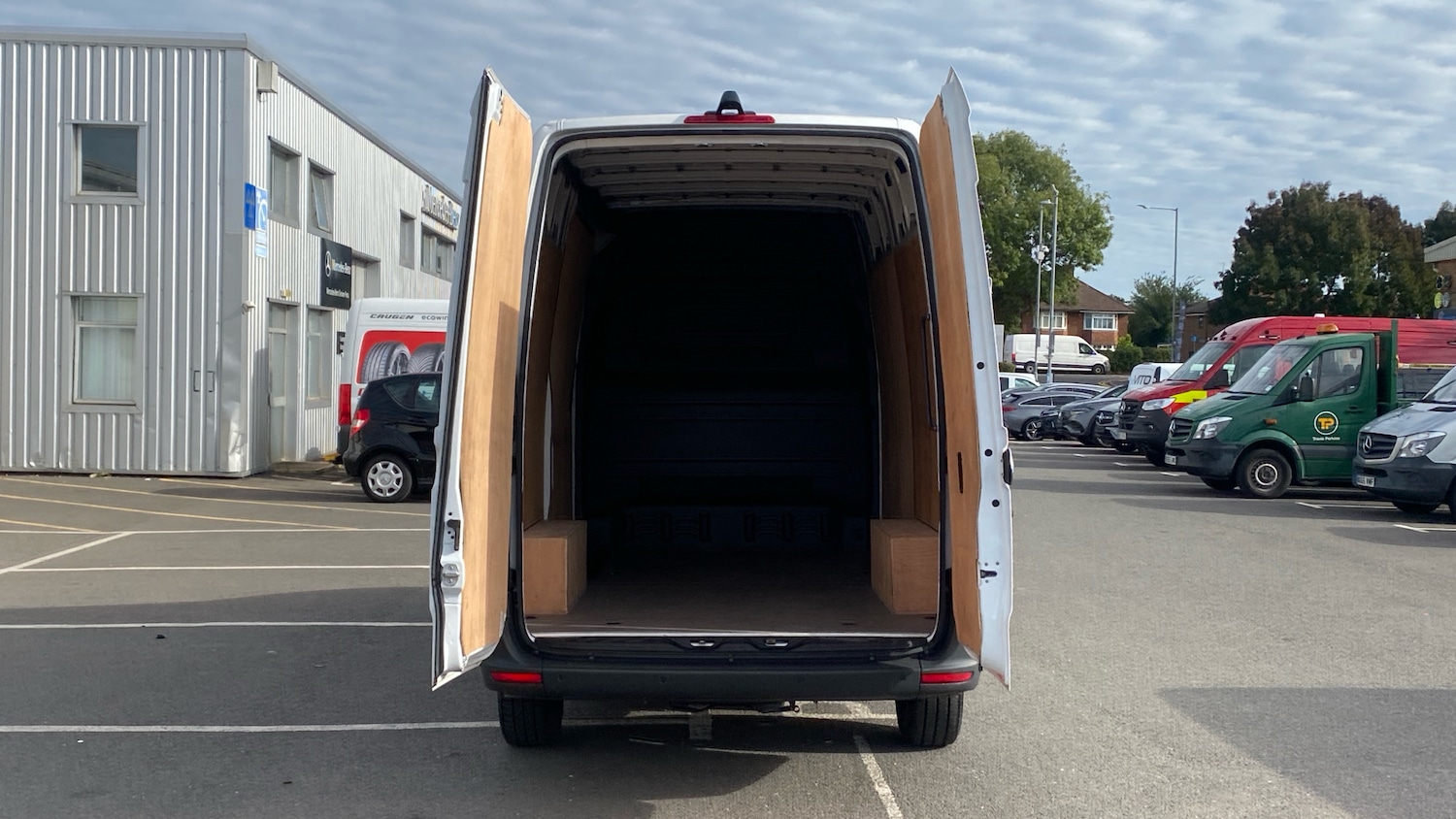 Used Mercedes-Benz Sprinter 2023 for sale - 76035839: Photo 3