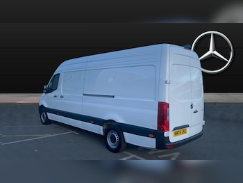 Used Mercedes-Benz Sprinter 2024 for sale - 76477100: Photo