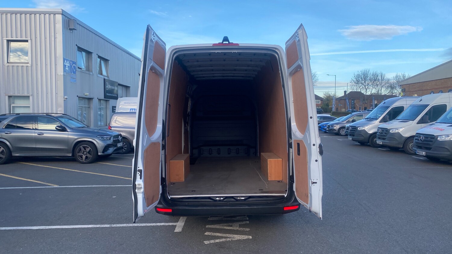 Used Mercedes-Benz Sprinter 2024 for sale - 76477100: Photo 3