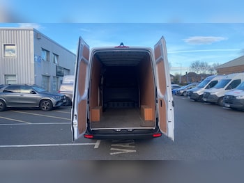 Used Mercedes-Benz Sprinter 2024 for sale - 76477100: Photo