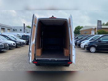Used Mercedes-Benz Sprinter 2025 for sale - 78442808: Photo