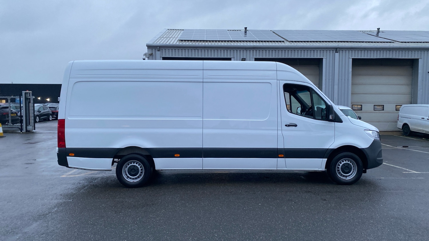 Used Mercedes-Benz Sprinter 2024 for sale - 77337510: Photo 8