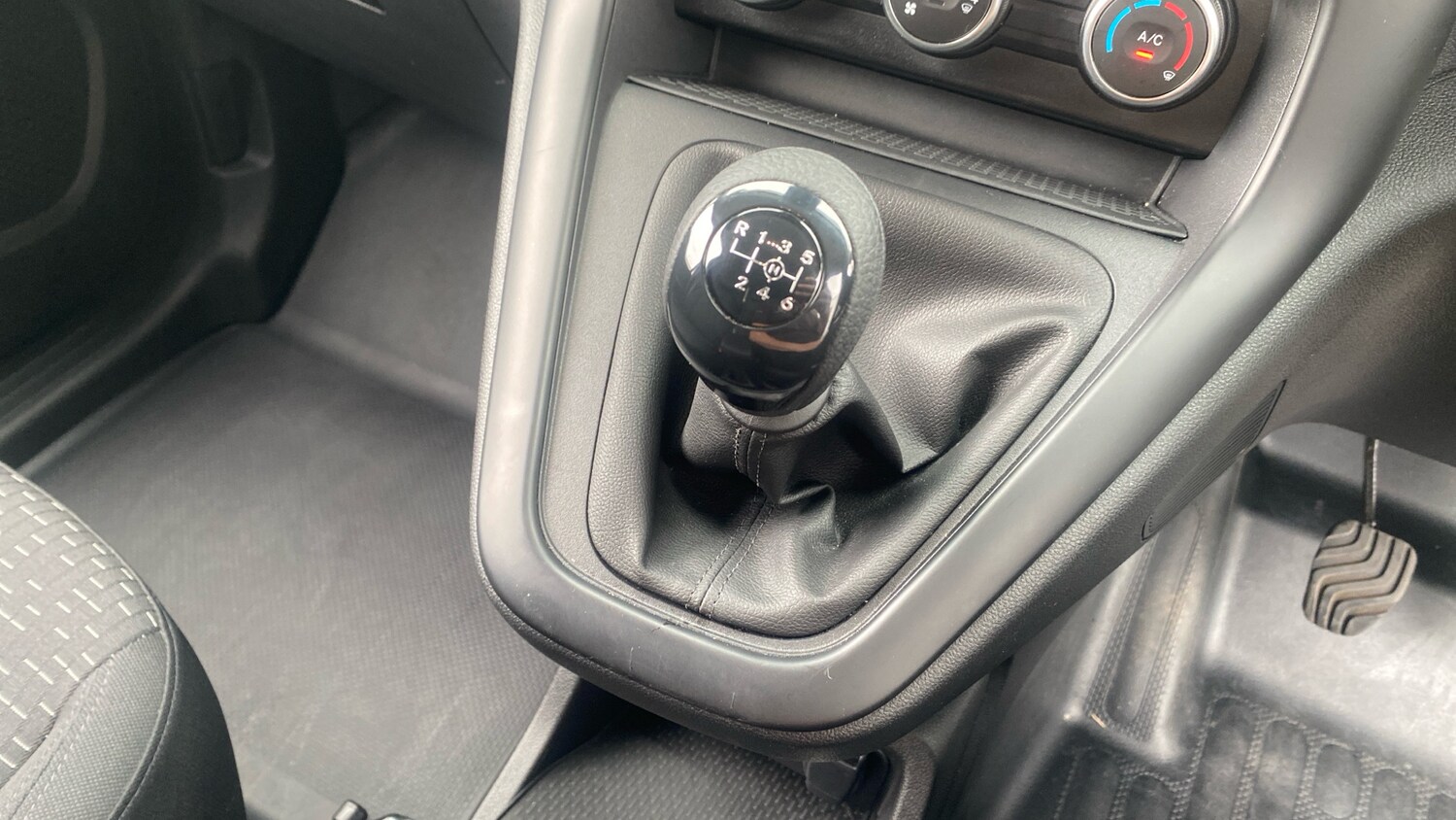 Used Mercedes-Benz Citan 2025 for sale - 75615994: Photo 25