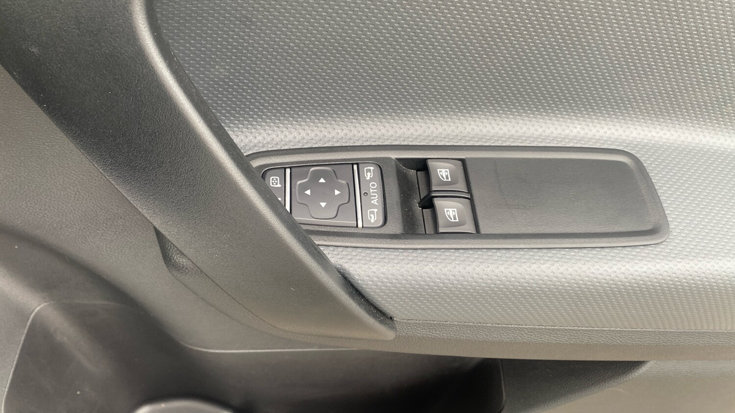 Used Mercedes-Benz Citan 2025 for sale - 75615994: Photo 31