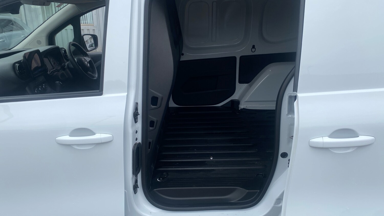 Used Mercedes-Benz Citan 2025 for sale - 75615994: Photo 5