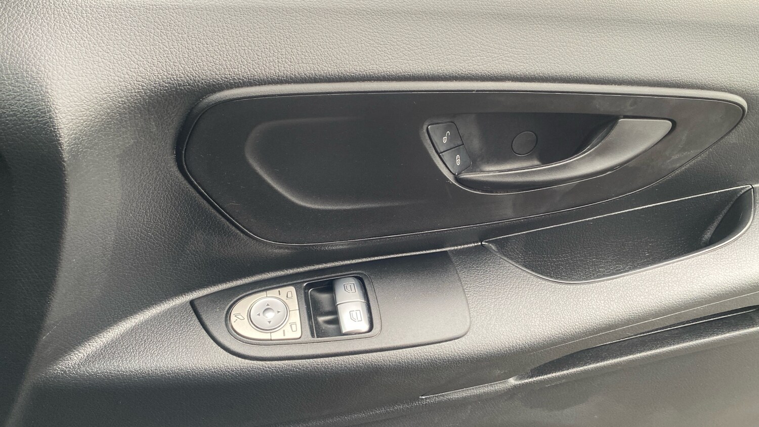 Used Mercedes-Benz Vito 2021 for sale - 76598873: Photo 32