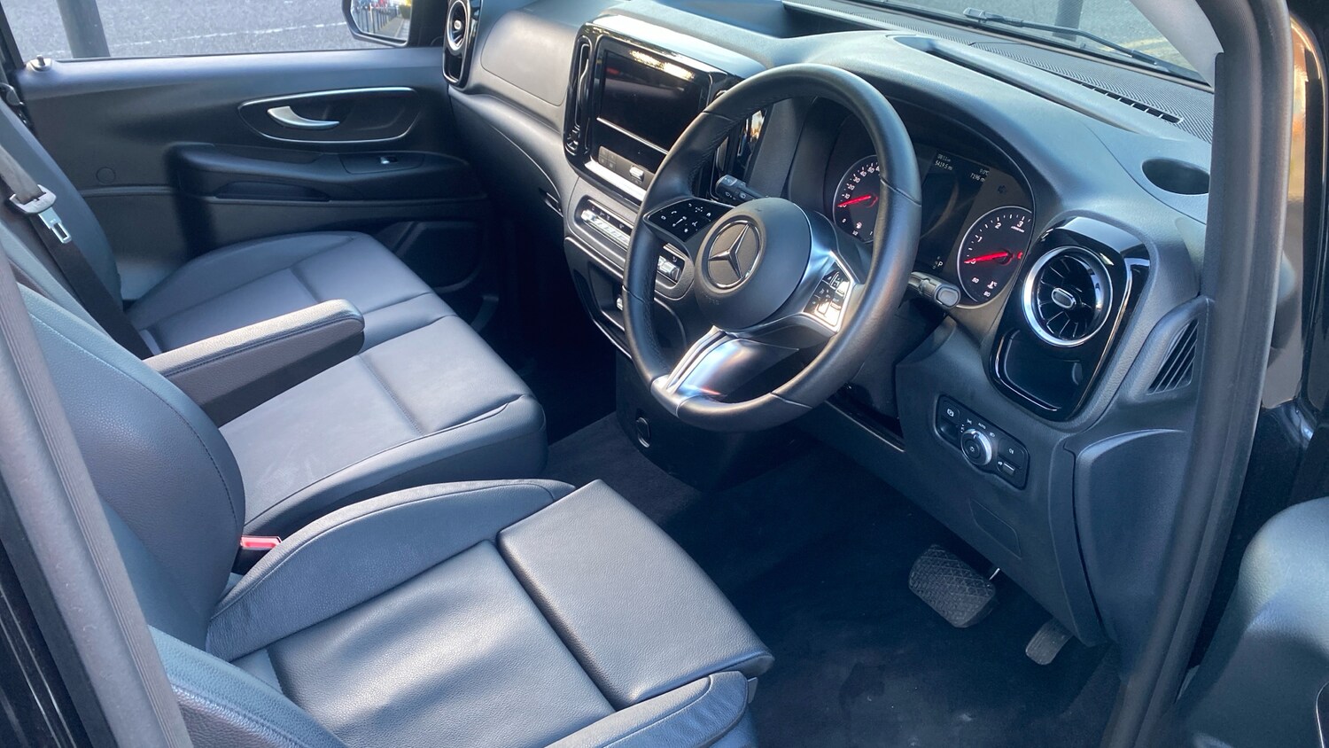 Used Mercedes-Benz Vito 2025 for sale - 76393423: Photo 18