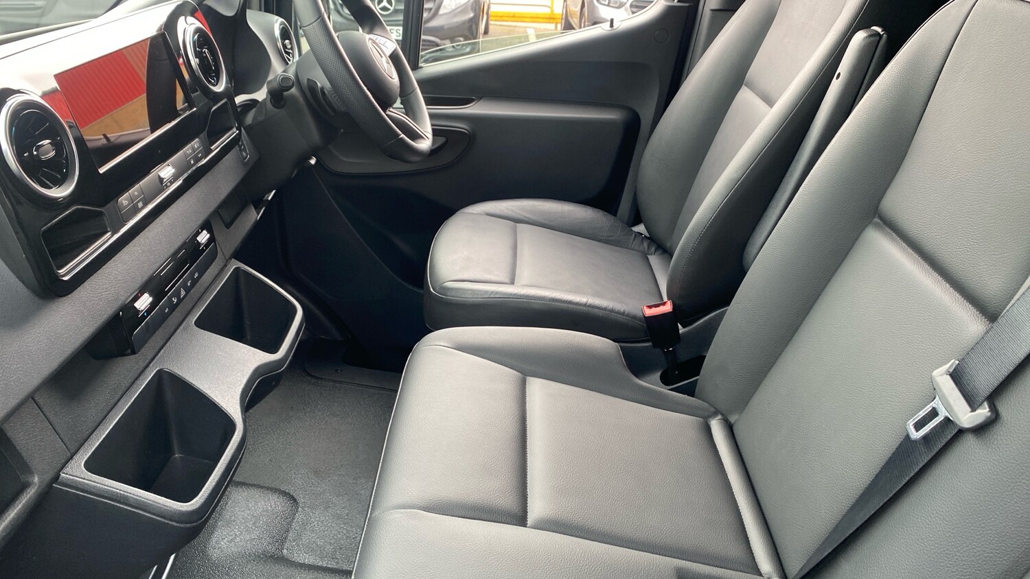 Used Mercedes-Benz Sprinter 2025 for sale - 77847638: Photo 13