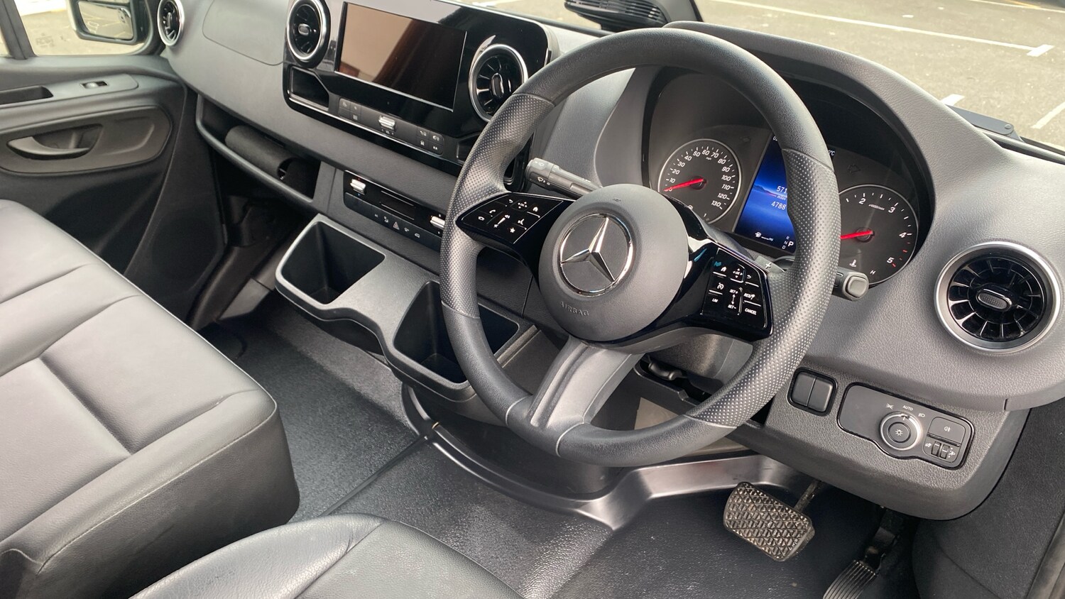 Used Mercedes-Benz Sprinter 2025 for sale - 77847638: Photo 16