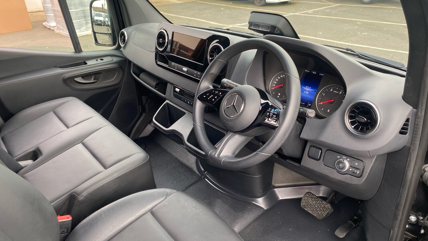 Used Mercedes-Benz Sprinter 2025 for sale - 77847638: Photo 6