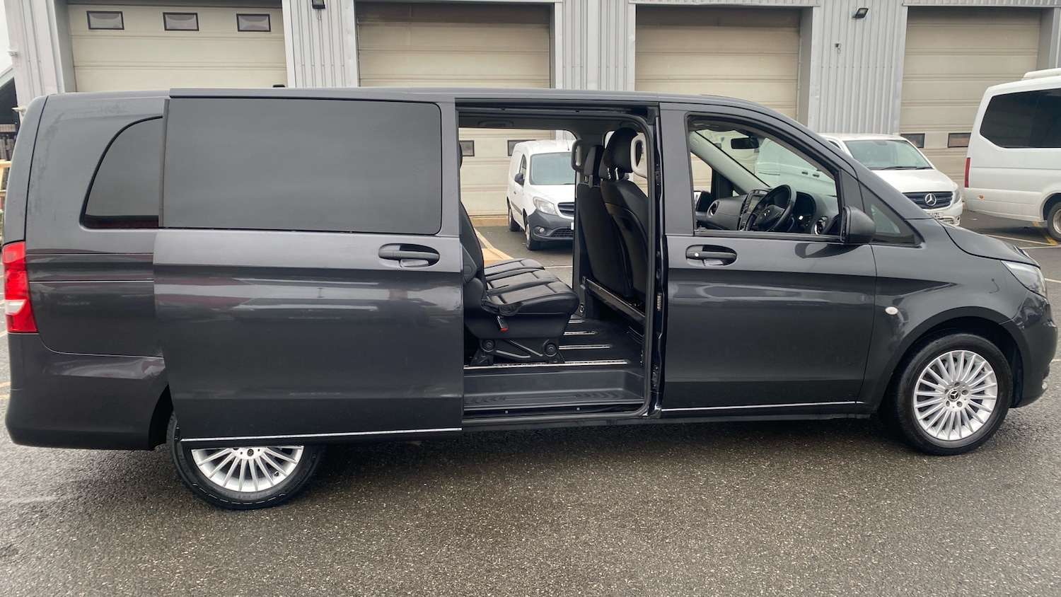 Used Mercedes-Benz Vito 2023 for sale - 77323833: Photo 12