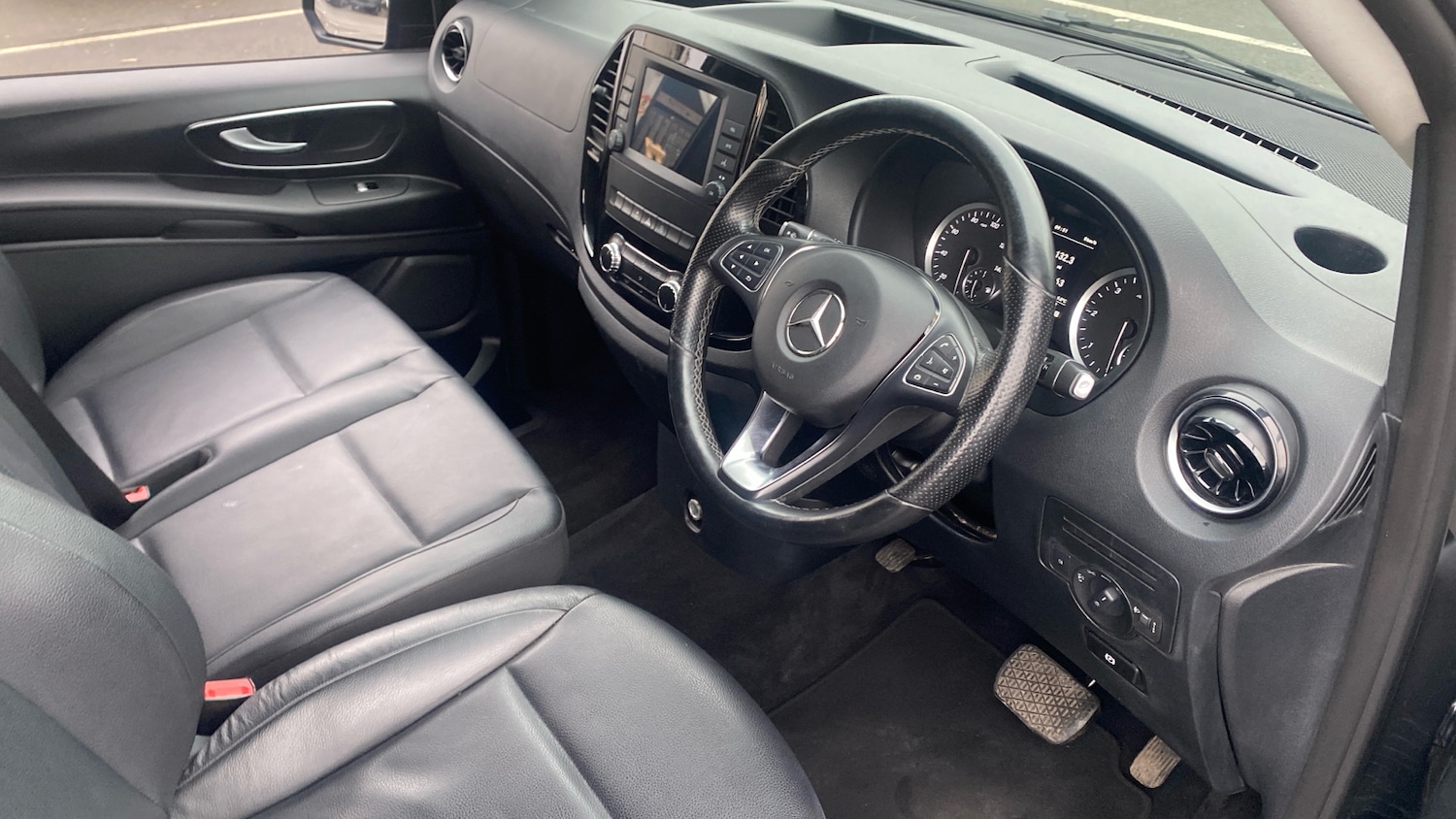 Used Mercedes-Benz Vito 2023 for sale - 77323833: Photo 3