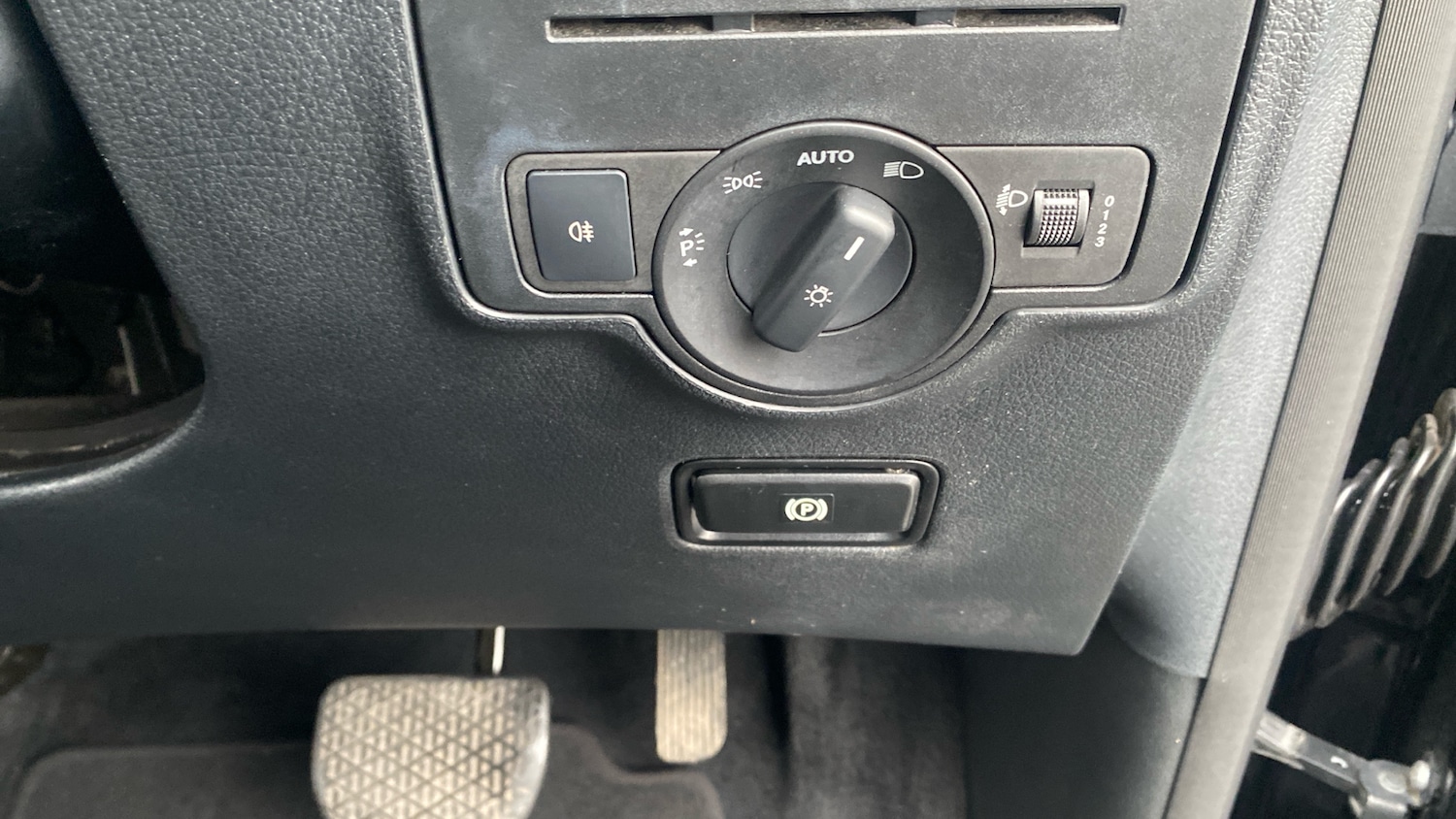 Used Mercedes-Benz Vito 2023 for sale - 77323833: Photo 33