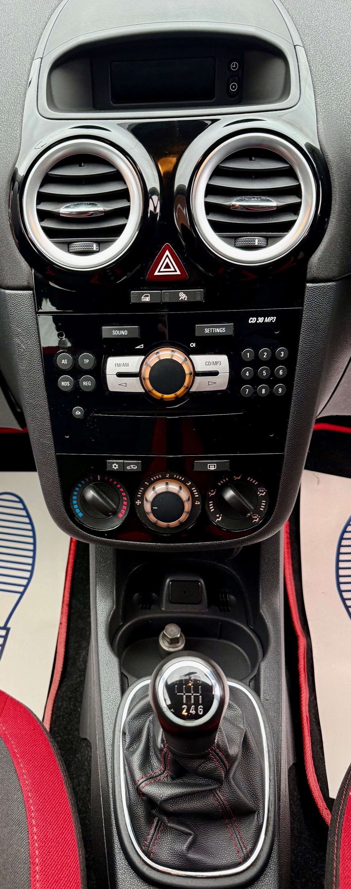 Used Vauxhall Corsa 2011 for sale - 77504358: Photo 10