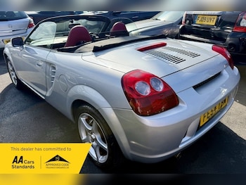 Used Toyota MR2 2004 for sale - 79331236: Photo