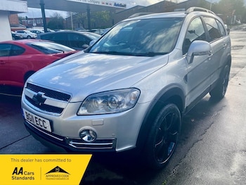 Used Chevrolet Captiva 2011 for sale - 76412247: Photo
