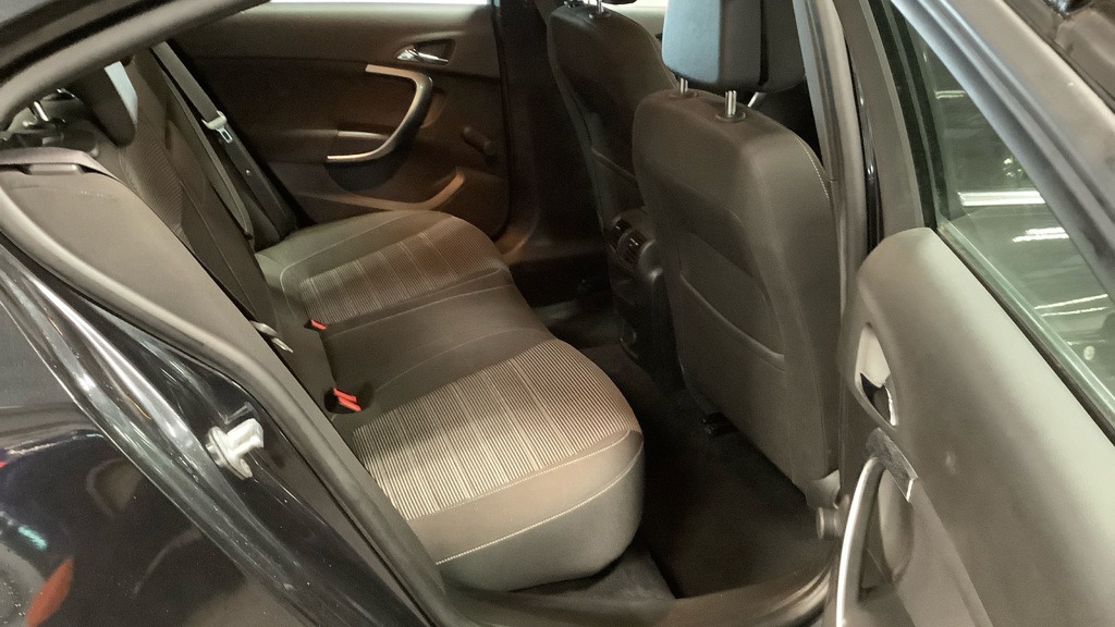 Used Vauxhall Insignia 2013 for sale - 77213610: Photo 8