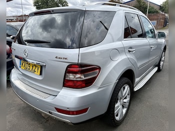 Used Mercedes-Benz M Class 2009 for sale - 79421116: Photo