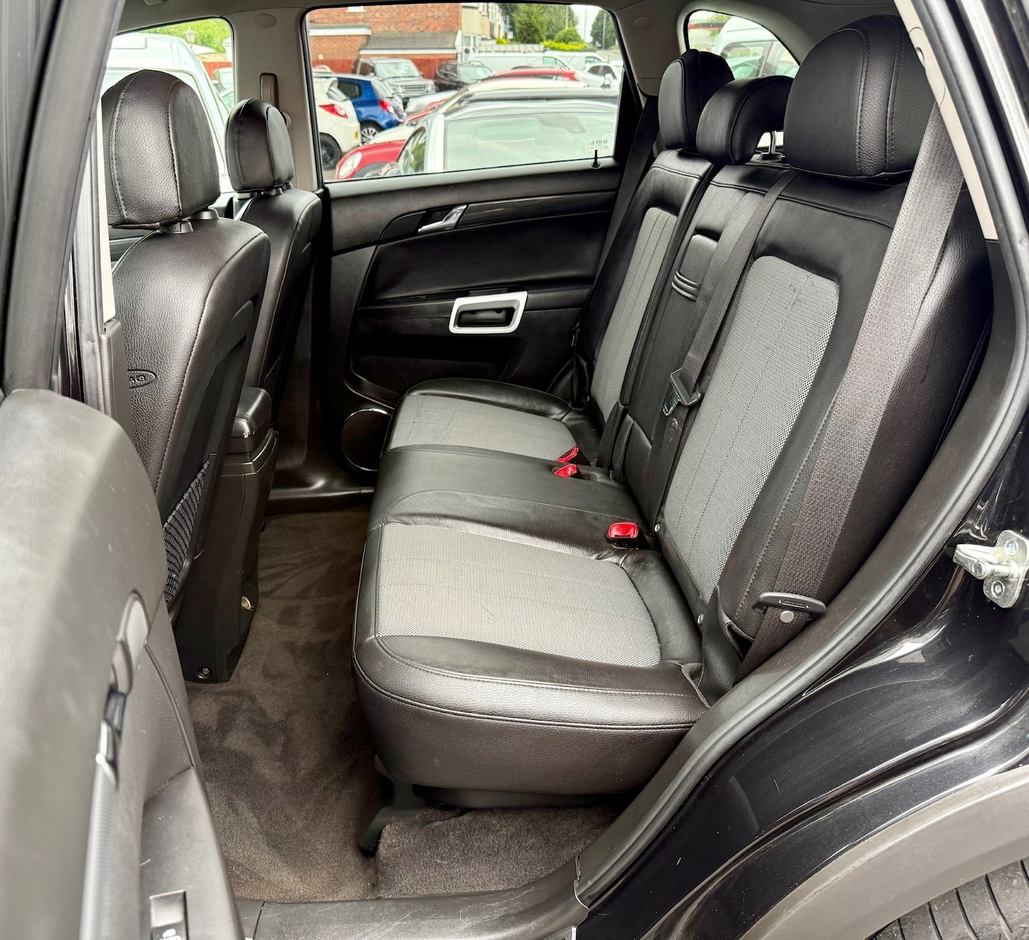 Used Vauxhall Antara 2012 for sale - 75059279: Photo 9