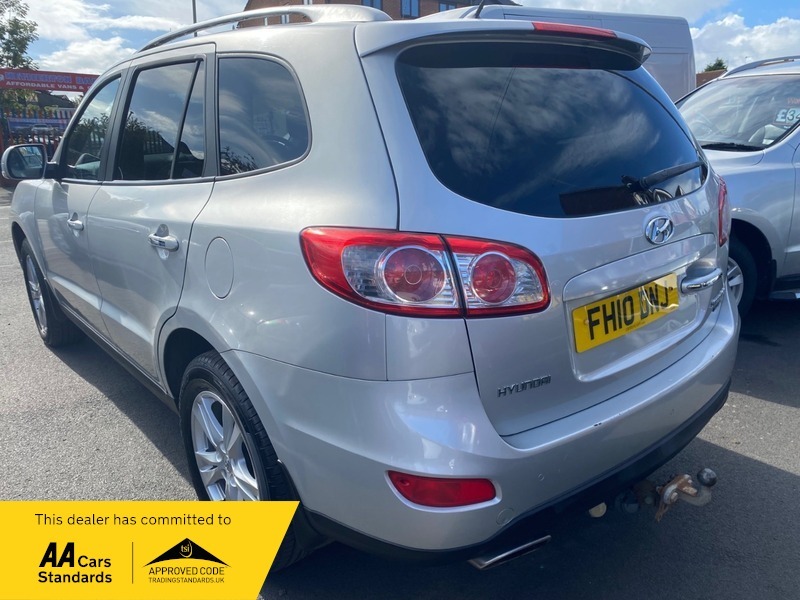 Used Hyundai Santa Fe 2010 for sale - 77271092: Photo 4
