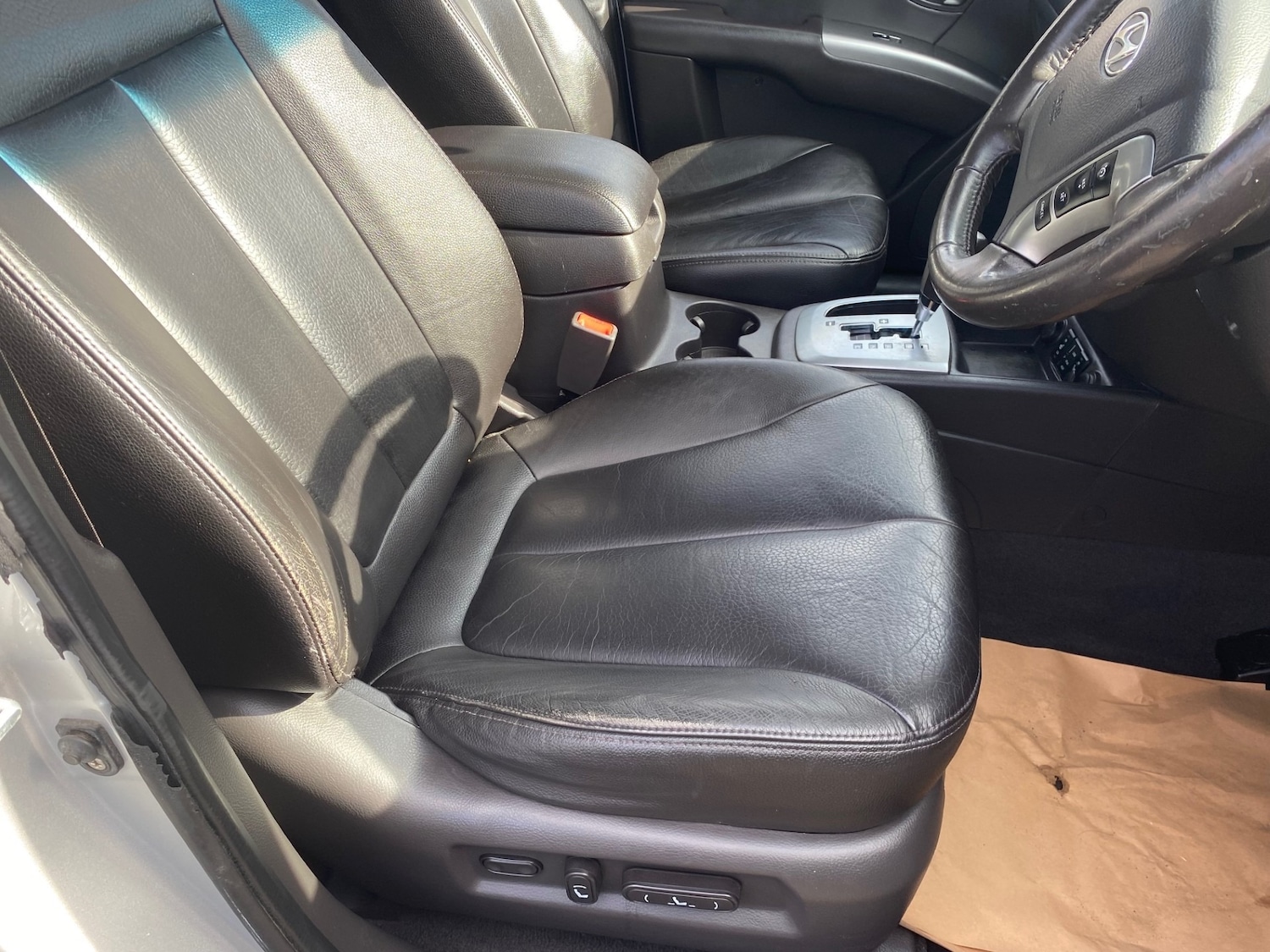 Used Hyundai Santa Fe 2010 for sale - 77271092: Photo 7