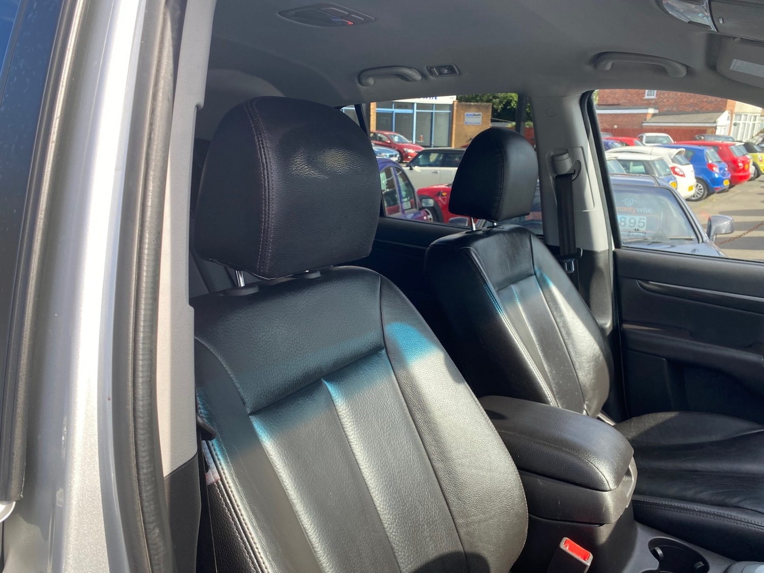 Used Hyundai Santa Fe 2010 for sale - 77271092: Photo 9