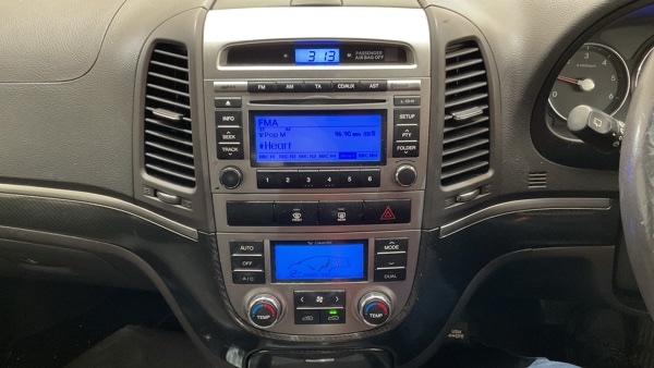 Used Hyundai Santa Fe 2012 for sale - 78175470: Photo 7