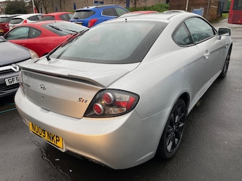 Used Hyundai Coupe 2009 for sale - 76706124: Photo