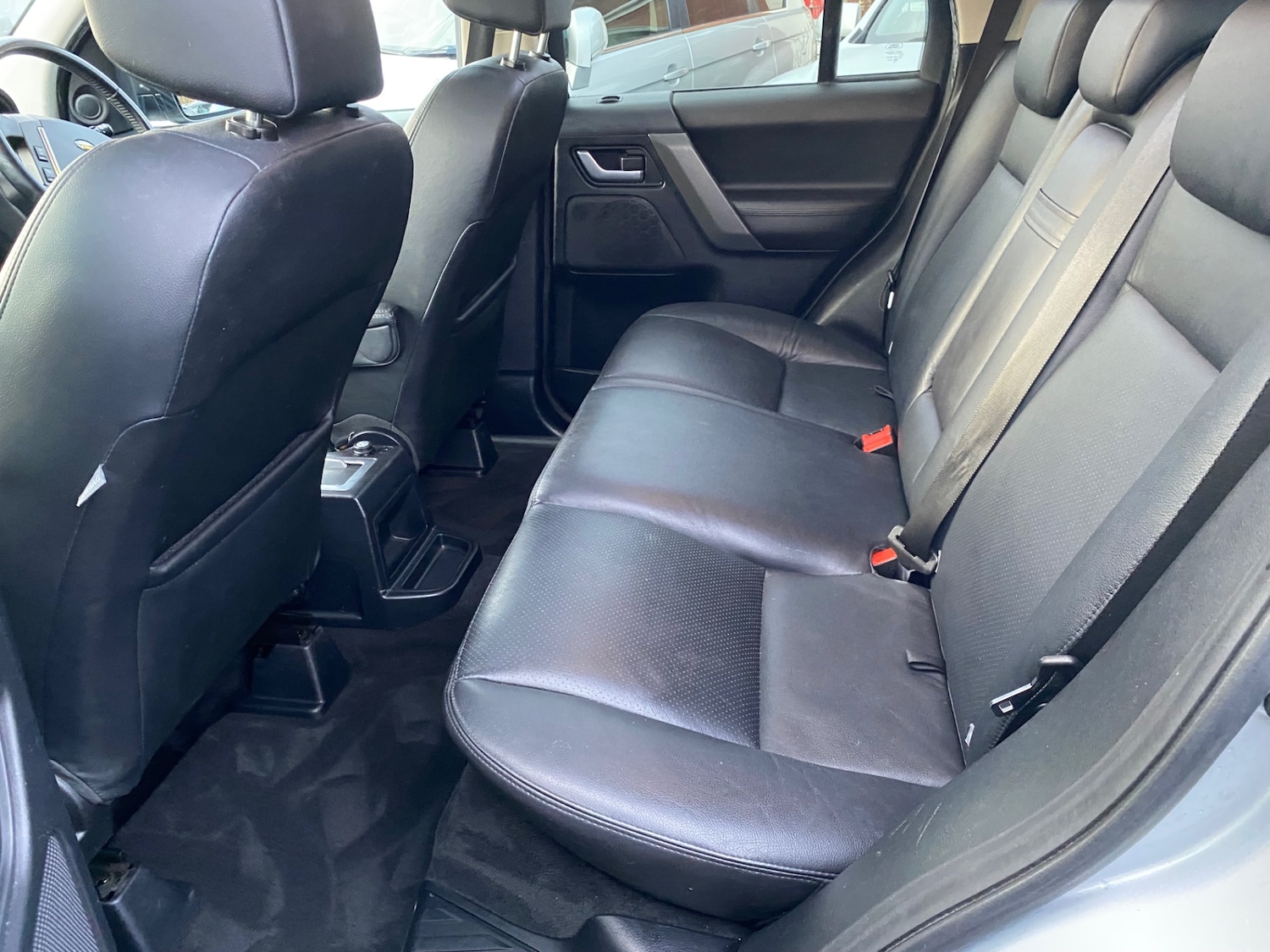 Used Land Rover Freelander 2010 for sale - 76941120: Photo 9