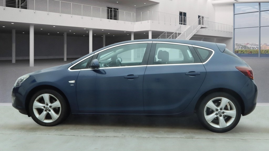 Used Vauxhall Astra 2011 for sale - 77211124: Photo 7