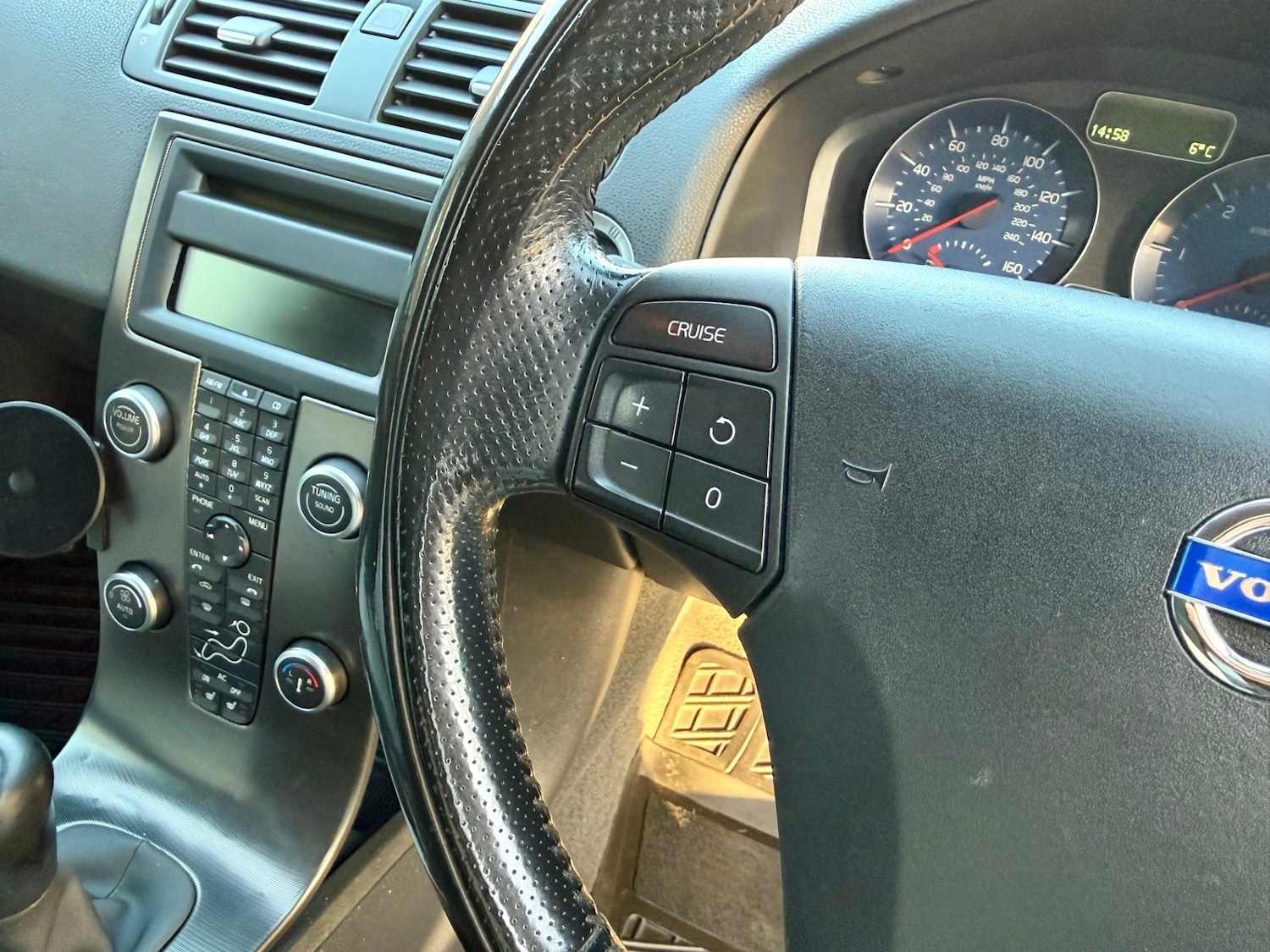 Used Volvo V50 2010 for sale - 77483789: Photo 17