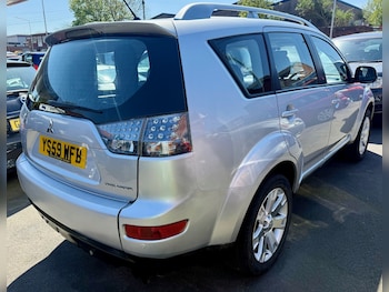 Used Mitsubishi Outlander 2010 for sale - 77726500: Photo