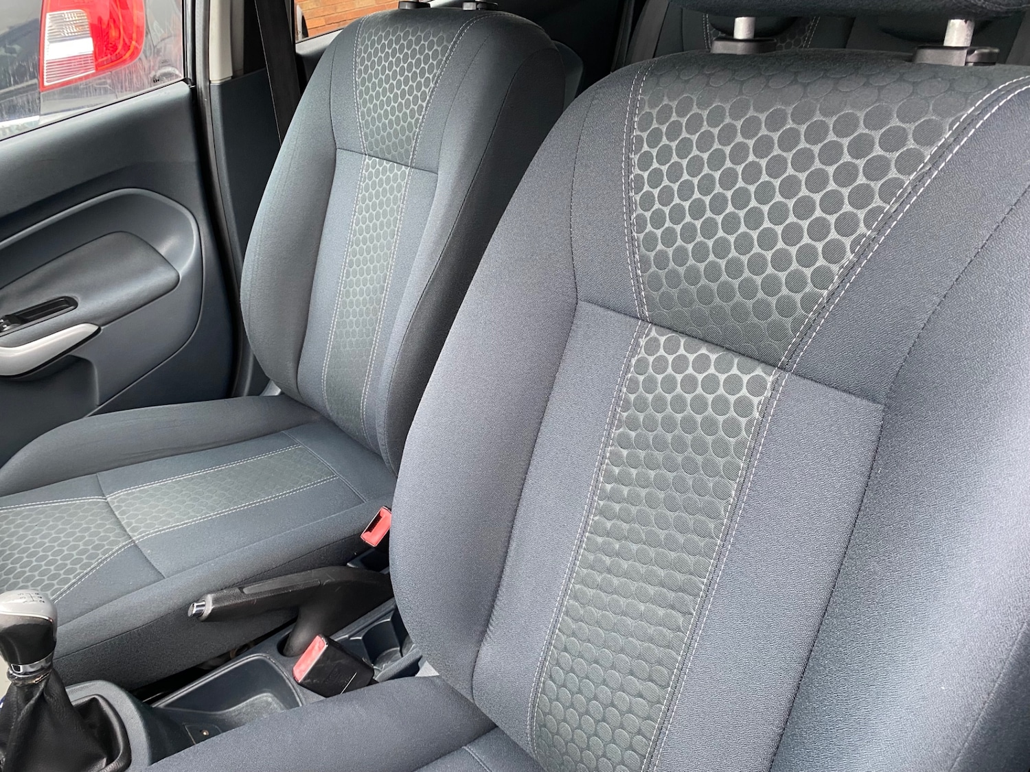 Used Ford Fiesta 2010 for sale - 76314065: Photo 8