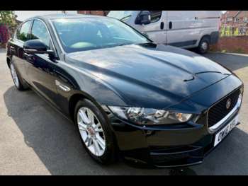Used Jaguar XE 2018 for sale - 74961461: Photo