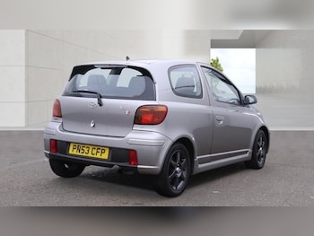 Used Toyota Yaris 2003 for sale - 79420961: Photo